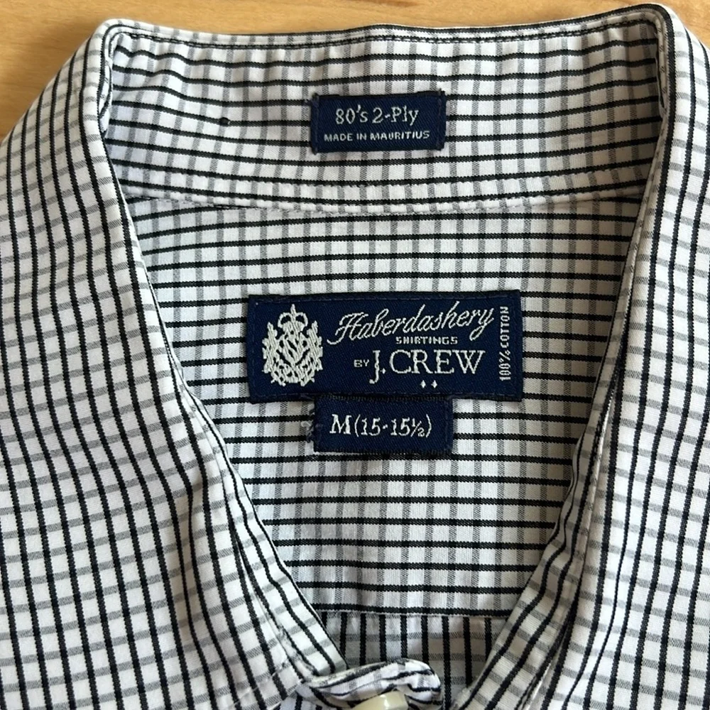 NEW LISTING! J. Crew Men's 80’s 2 ply Haberdashery‎ Navy and White